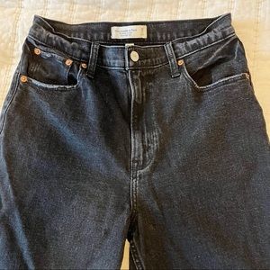 Abercrombie & FitchThe Ankle Straight Ultra High Rise Curve Love 28/6 EUC black